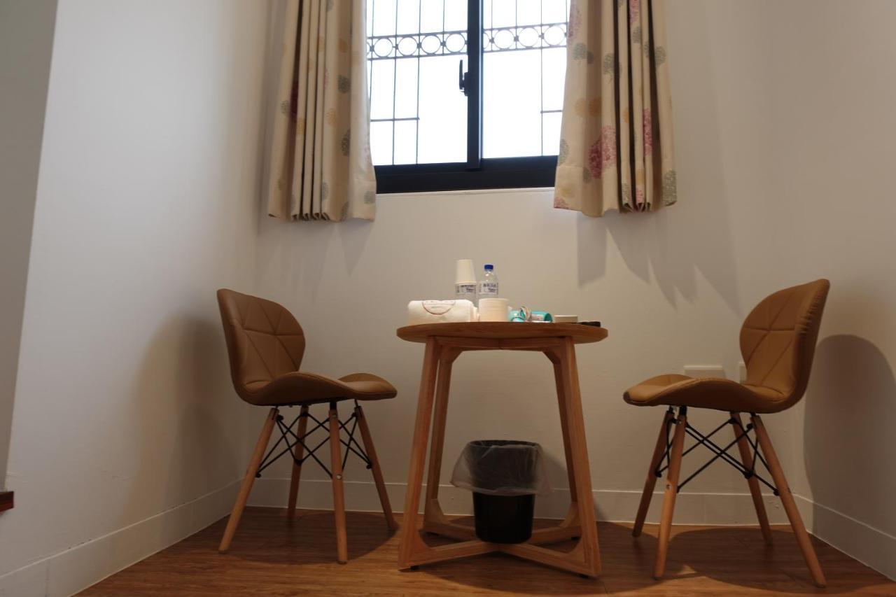 Small Island Homestay Tainan Zewnętrze zdjęcie
